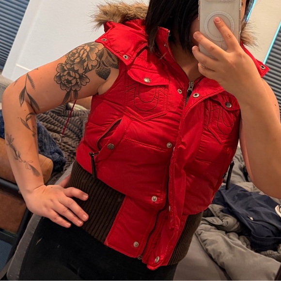 Vintage True Religion Red Puffer Vest - Picture 10 of 11